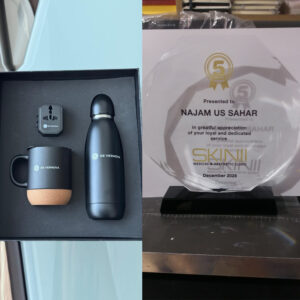 branded mug and desk flag Branded corporate gift set and acrylic award plaque